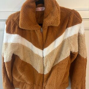 WEEKEND ONLY SALE Pink Lily Chevron Fleece Jacket Size S Cozy Zip Up Pullover